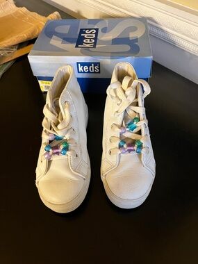 vintage 90s like new Little girls 11 1/2 keds leather sneaker high top w/ beads